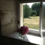 Château De La Tour Du Breuil Le Breuil (Charente)