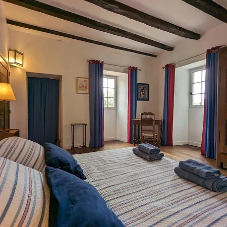 Couette-café Château De La Tour Du Breuil 3*